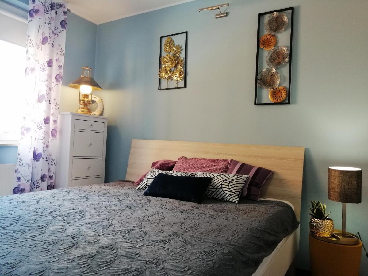 Orange Water Apartment Гданск Екстериор снимка