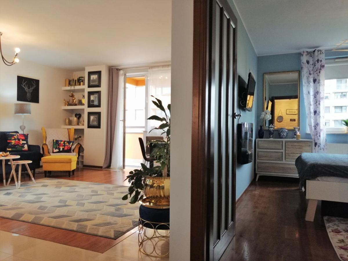 Orange Water Apartment Гданск Екстериор снимка