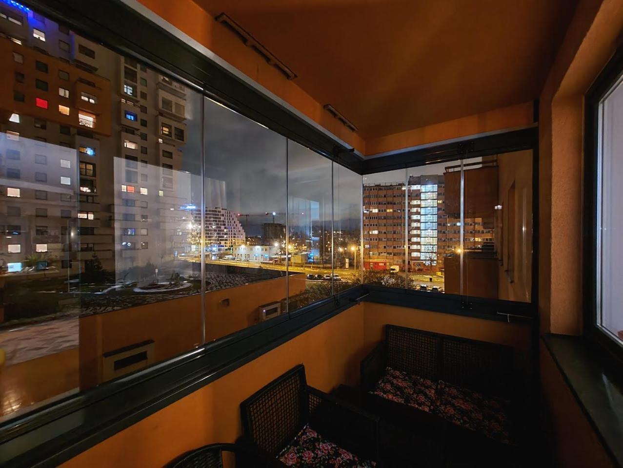 Orange Water Apartment Гданск Екстериор снимка